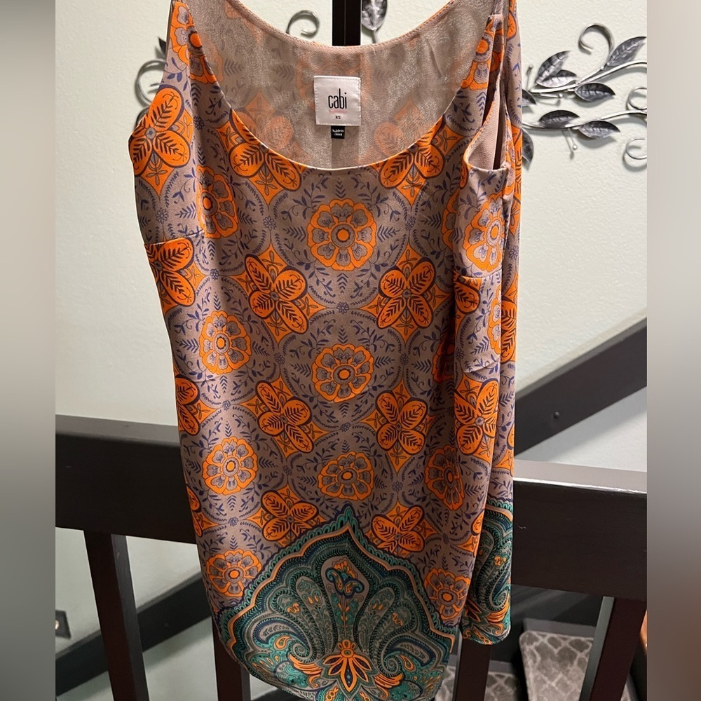 NWOT CAbi Floral Orange and Gray Lined Top Size XS